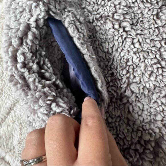 Simply Southern | Gray & Navy Vegan Faux Fur Sherpa Teddy Vest | Size Small - Picture 7 of 13